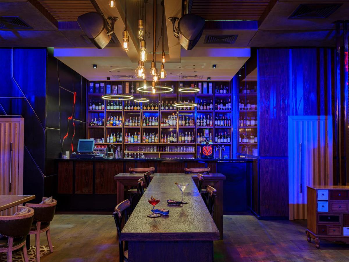 Rixos Borovoe Hotel ชูชินสก์ ภายนอก รูปภาพ The bar at the 101 bar