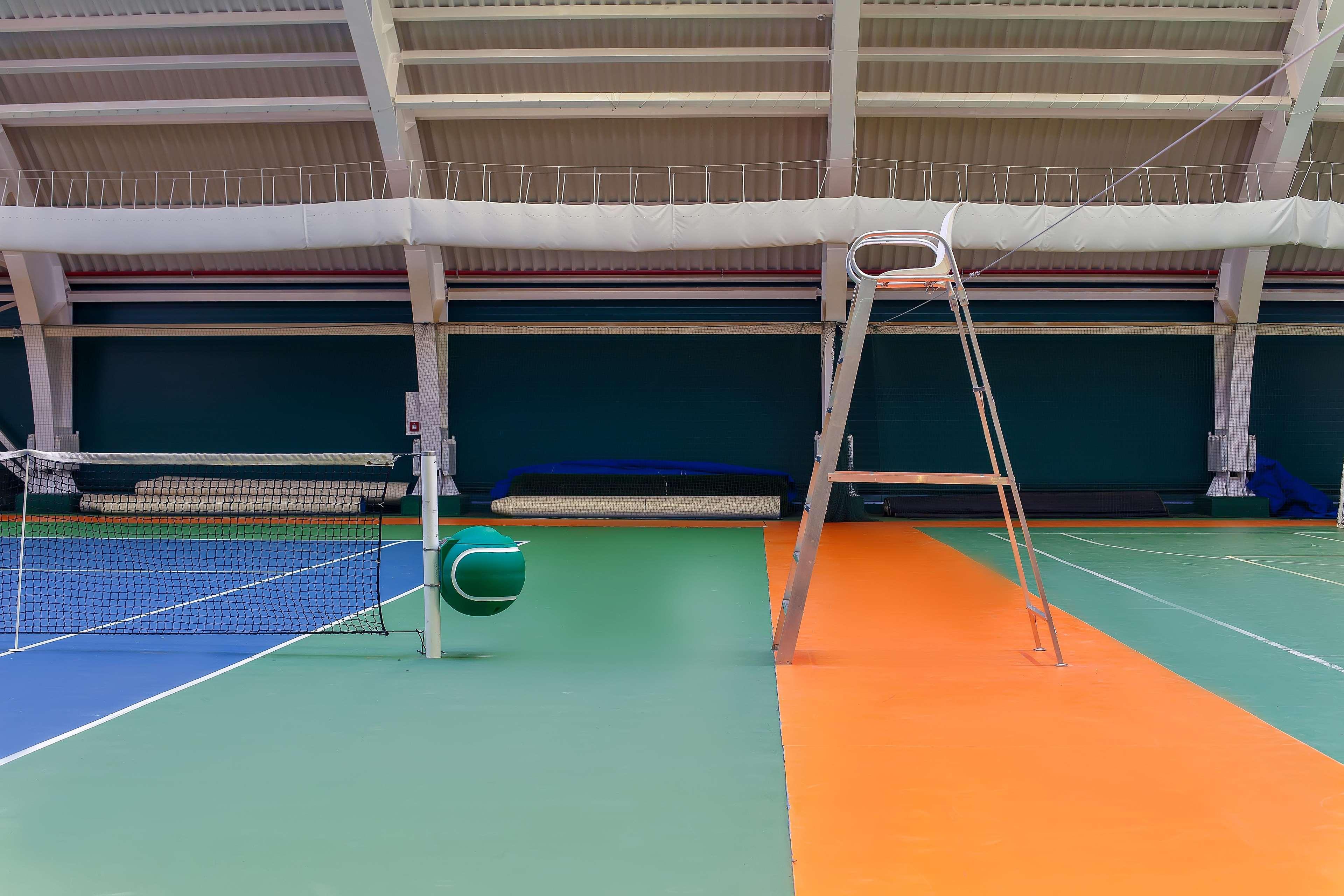 Rixos Borovoe Hotel ชูชินสก์ ภายนอก รูปภาพ Tennis court