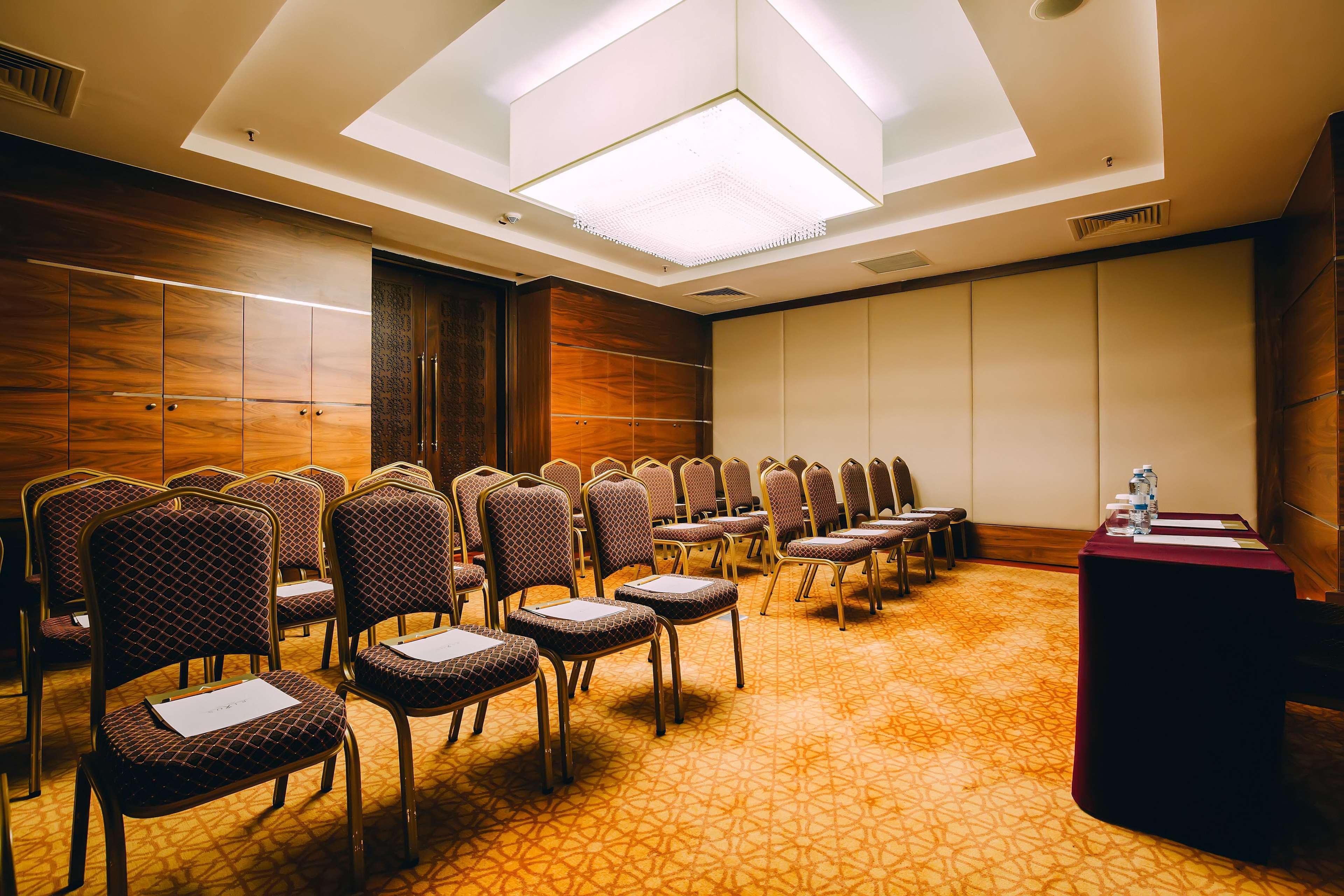 Rixos Borovoe Hotel ชูชินสก์ ภายนอก รูปภาพ Meeting room